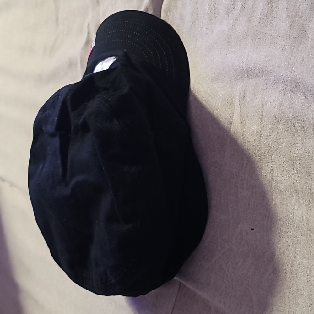 Hello Kitty Black Cap - Picture 3 of 8